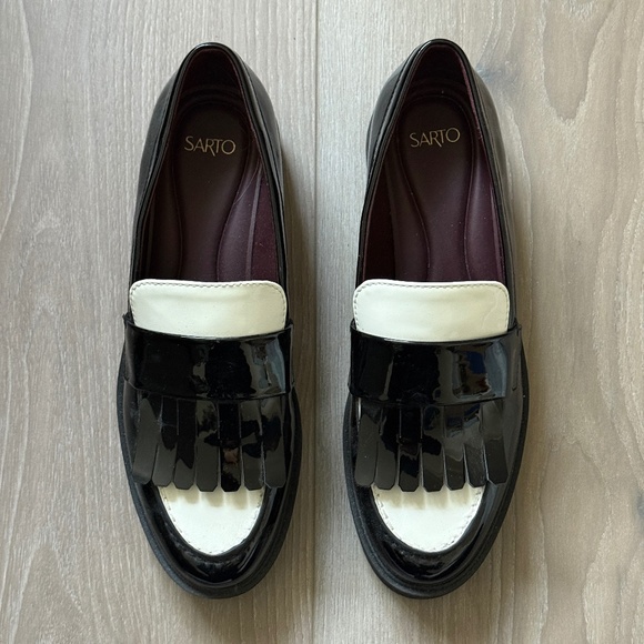 Franco Sarto Black Patent Fringe Loafers Size 8M New Stylish Comfort Work - Picture 1 of 5